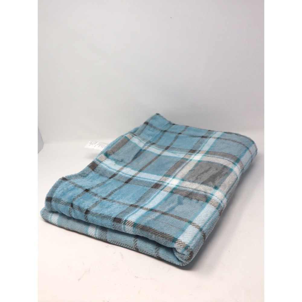 Pastel Blue Plaid Plush Throw 50x60 Unisex Soft Fleece Blanket Cozy Home Fall